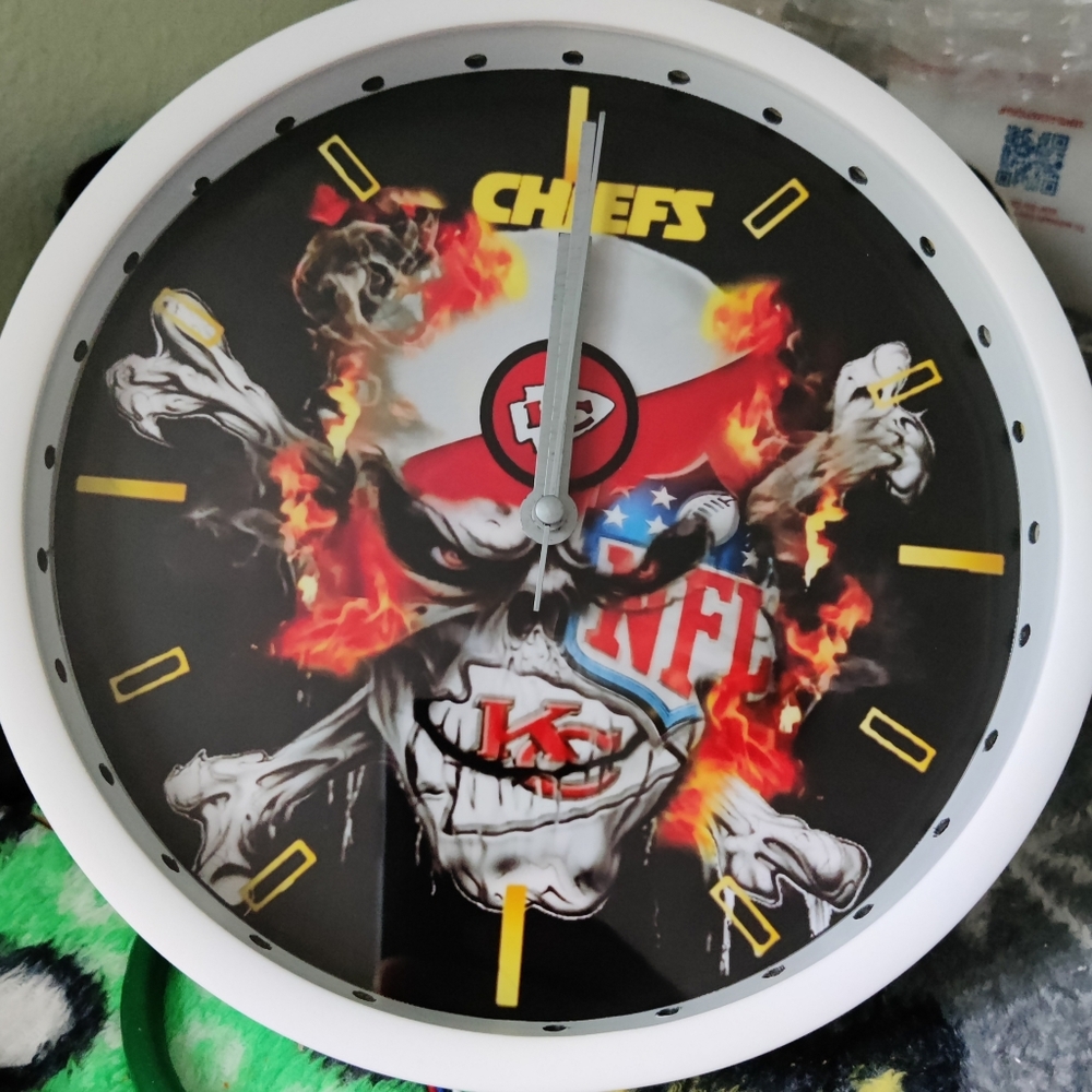Kansas City chiefs football clock